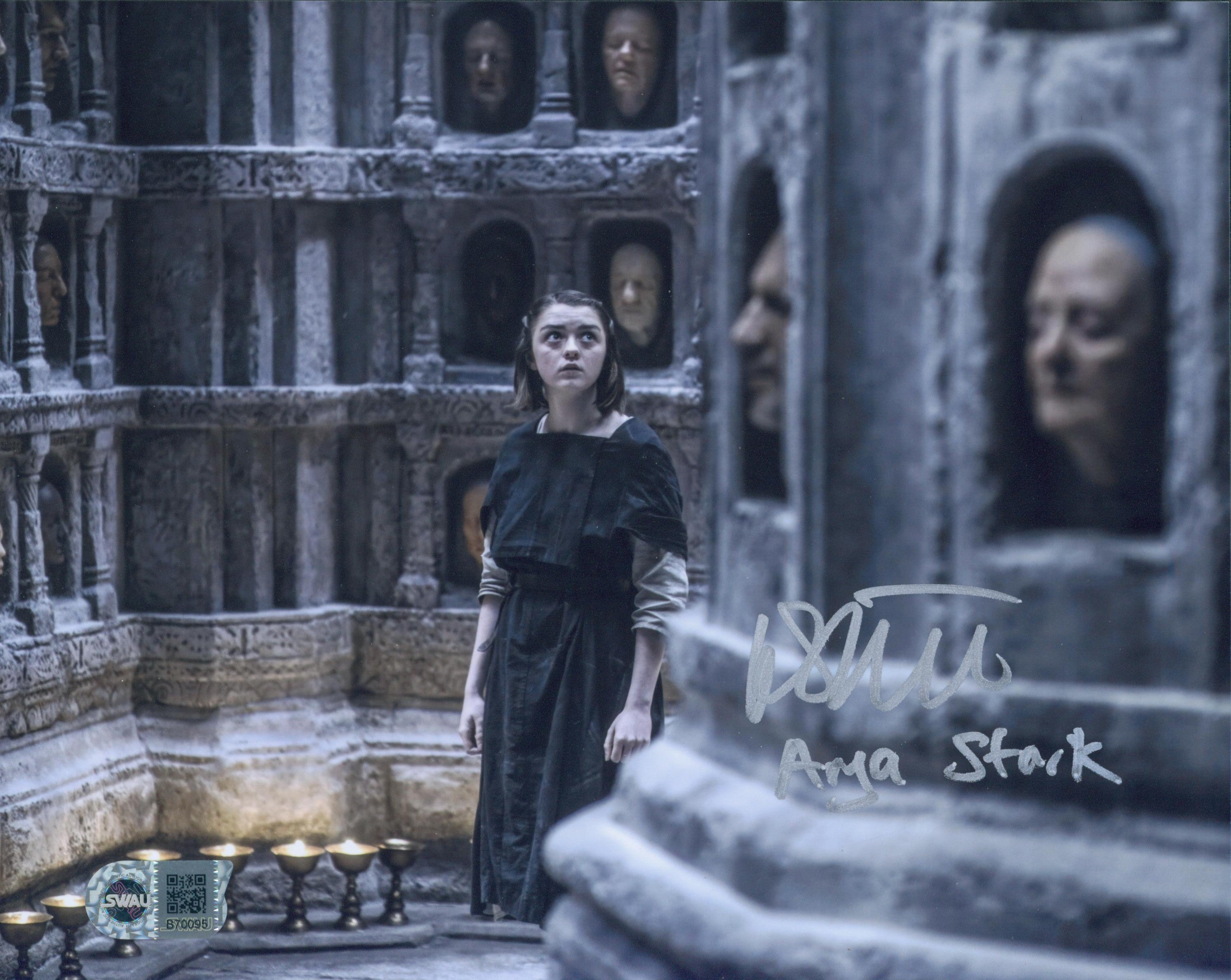 Maisie Williams Signed 8x10 Photo - SWAU Authenticated - SWAU