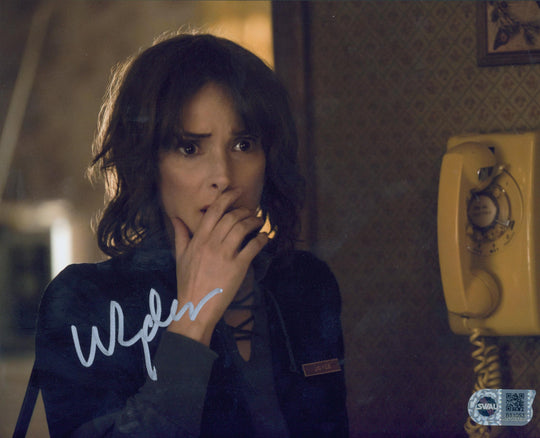 Winona Ryder Signed 8x10 Photo - SWAU Authenticated
