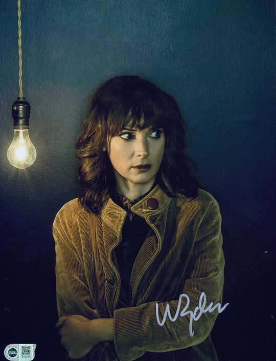 Winona Ryder Signed 11x14 Photo - SWAU Authenticated