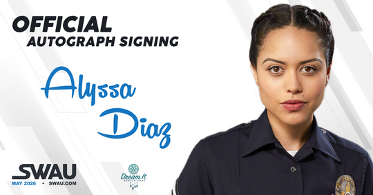 Alyssa Diaz Autograph Signing - First Responders Reunion 7