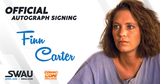Finn Carter Autograph Signing - Comic Con Holland