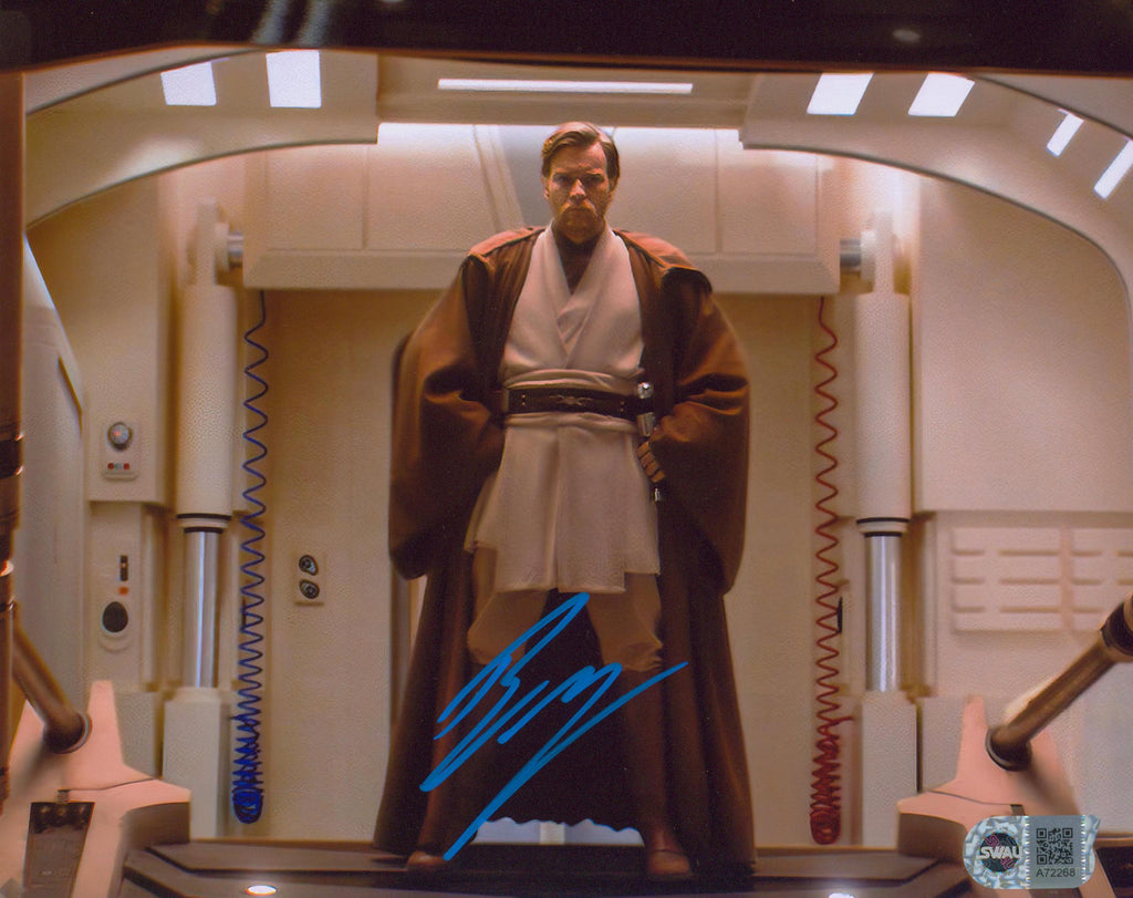 Ewan McGregor Signed 8x10 Photo - SWAU Authenticated