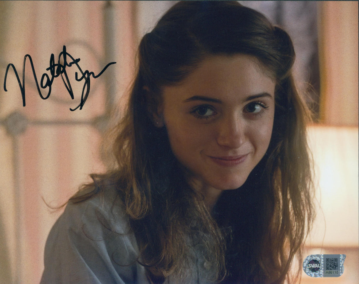 Natalia Dyer 8x10 Photo - SWAU Authenticated - SWAU