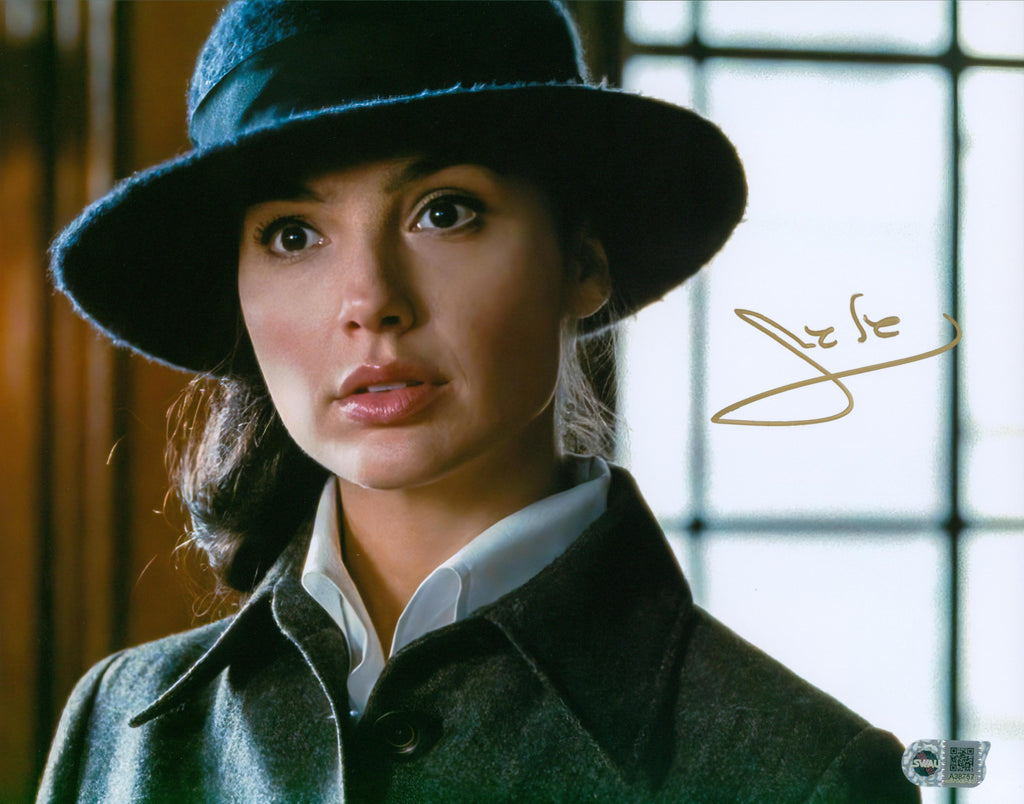 Gal Gadot Signed 11x14 Photo - SWAU Authenticated